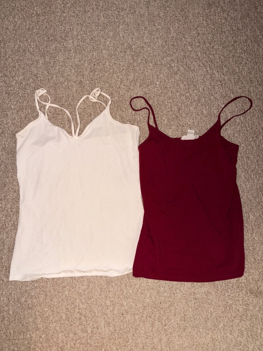 ✨4 for $15✨ 2 Pack Express and Forever 21 White and Maroon Cami Tank top set